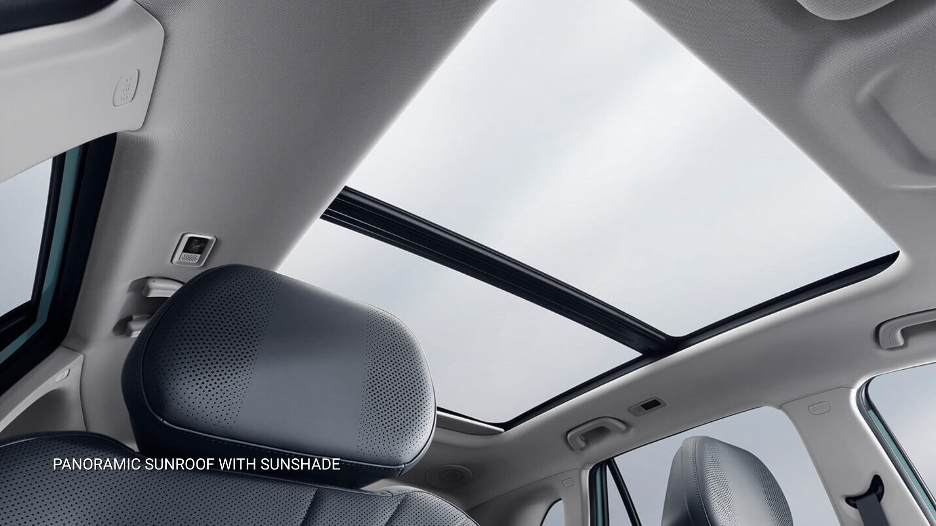 Luxurious Space PHEV 7-Mobile-4